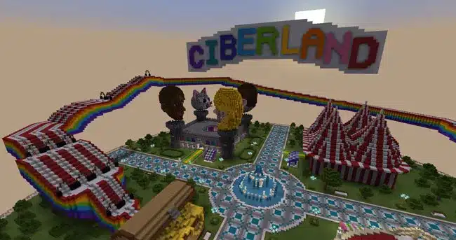 Ciberland, un parque de diversiones con distintos edificios visto de lado